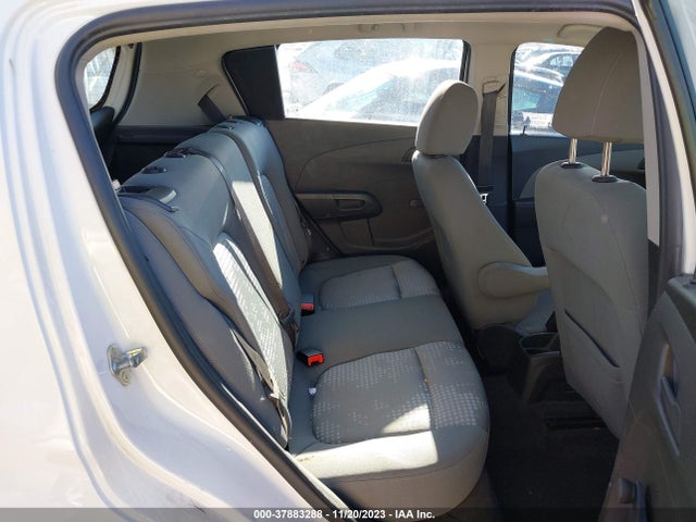 Chevrolet SONIC LT 2017 1G1JG6SH9H4151910 Image 8