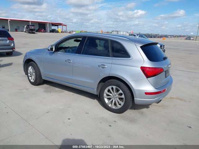 WA1LFAFP2FA121003 Audi Q5 Premium Plus
