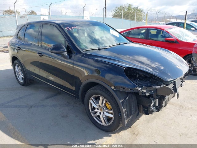 2016 PORSCHE CAYENNE WP1AA2A22GLA09450 Photo 0