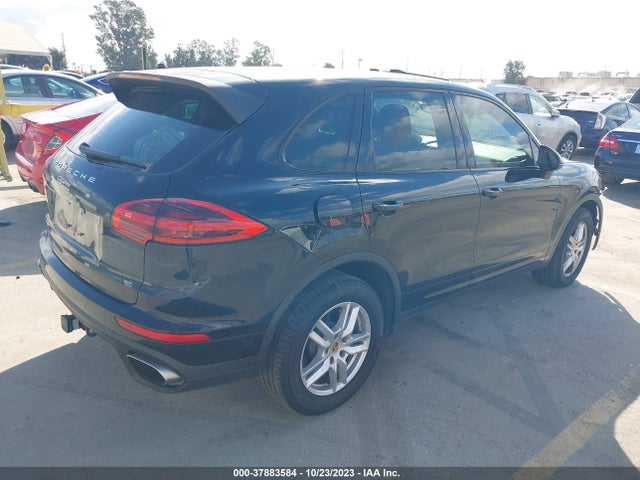 2016 PORSCHE CAYENNE WP1AA2A22GLA09450 Photo 3