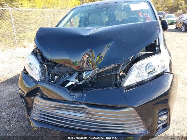 2018 TOYOTA SIENNA XLE 8 PASSENGER VIN: 5TDYZ3DC6JS926531