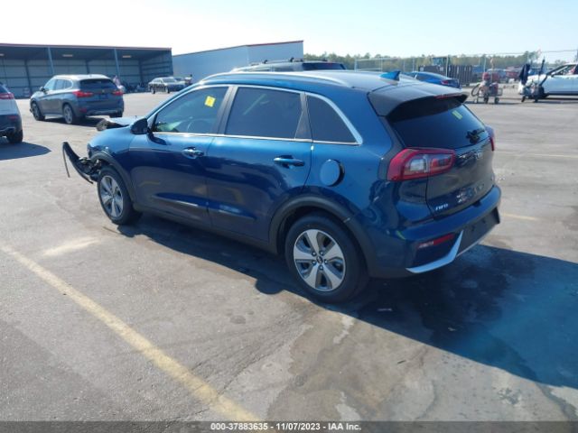 KNDCB3LC4K5242214 KIA NIRO LX