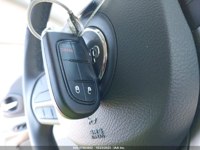 1C4PJLLB7LD653240 Jeep Cherokee Latitude Plus