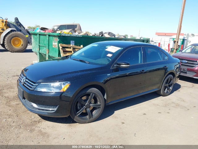 1VWAT7A30FC099775 Volkswagen Passat 1.8t Wolfsburg Ed