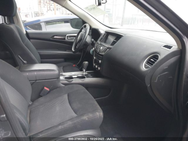 5N1DR2MN7JC672044 Nissan Pathfinder Sv