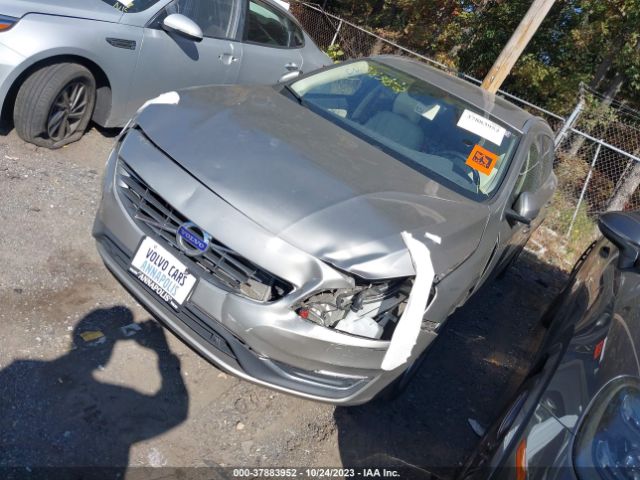 2016 VOLVO V60 YV140MEK2G1306067 Photo 1