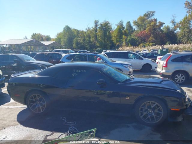2C3CDZFJ7JH271872 Dodge Challenger R/t Scat Pack