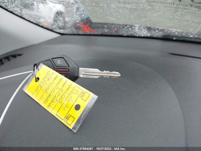 4A4AR3AU8FE033362 Mitsubishi Outlander Sport Es
