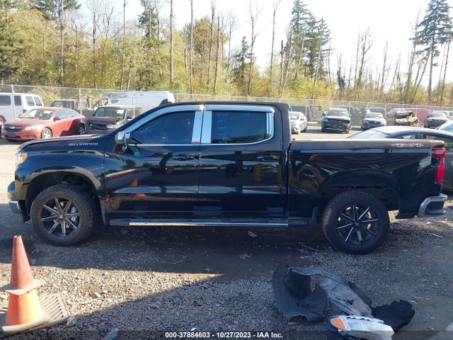 2022 CHEVROLET SILVERADO 1500 4WD STANDARD BED LT VIN: 3GCUDDED9NG568789
