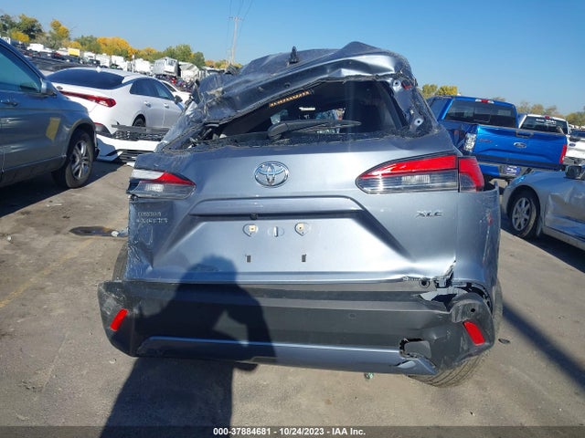 Toyota Corolla Cross Xle 2022 7MUDAAAG8NV022211 Image 16