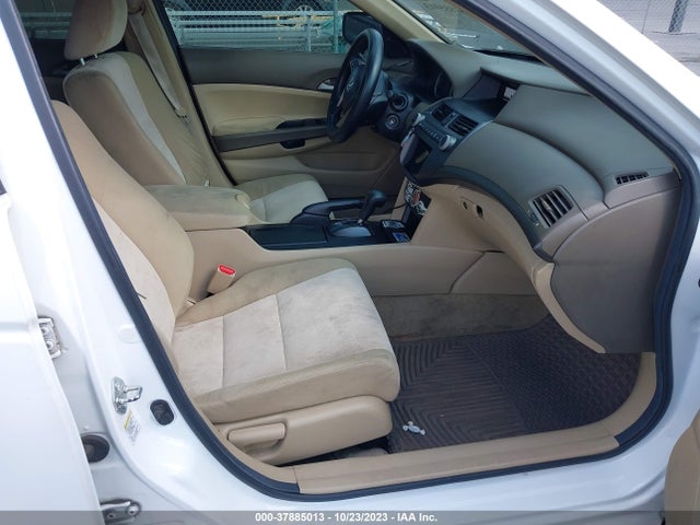 2010 HONDA ACCORD SDN LX VIN: 1HGCP2F39AA104666