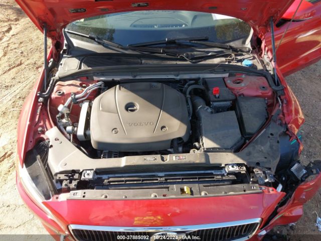 7JR102FK5KG001679 Volvo S60 T5 Momentum