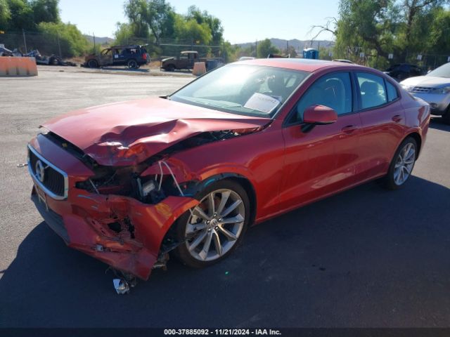 7JR102FK5KG001679 Volvo S60 T5 Momentum