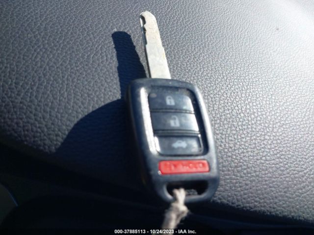 1HGCR2F3XFA208956 Honda Accord Sedan Lx