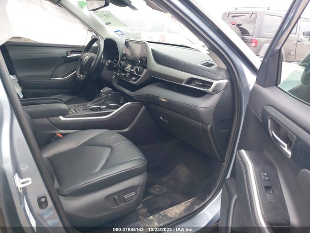 2021 TOYOTA HIGHLANDER XLE VIN: 5TDGZRBHXMS133430