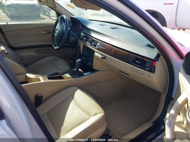 2011 BMW 3 SERIES 328I VIN: WBAPH5G53BNM79328