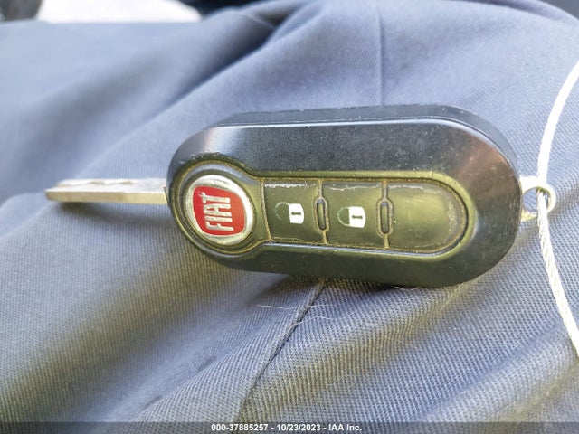 2013 FIAT 500 3C3CFFHH3DT741247 Photo 10