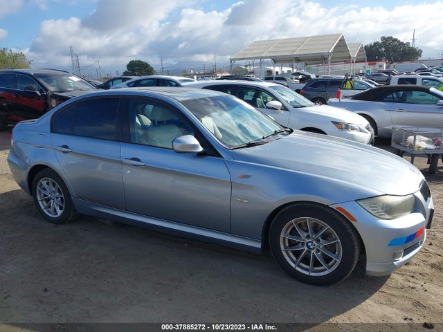2010 BMW 3 SERIES 328I VIN: WBAPH5G58ANM70266