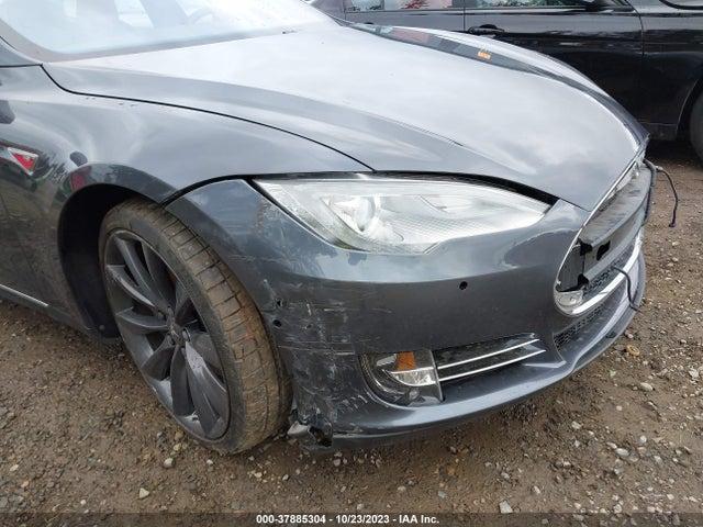 2015 TESLA MODEL S 60/70/85 VIN: 5YJSA1S18FF080692