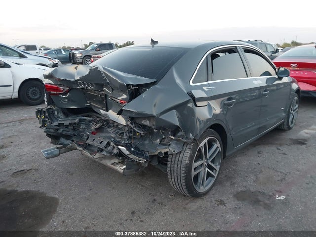 Audi A3 40 Premium 2019 WAUAUGFF7K1023959 Image 4