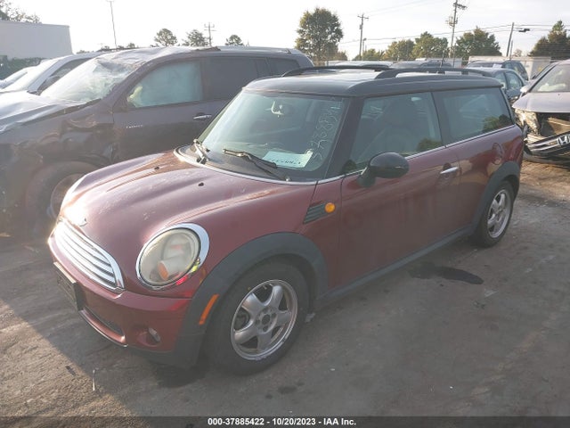 2010 MINI COOPER CLUBMAN WMWML3C5XATX38192 Photo 1