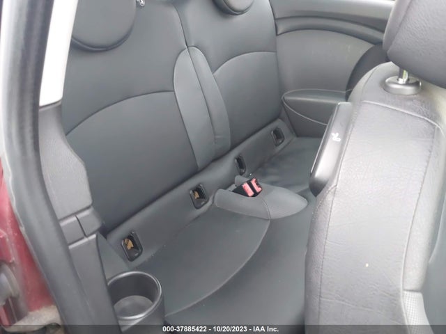 2010 MINI COOPER CLUBMAN WMWML3C5XATX38192 Photo 7