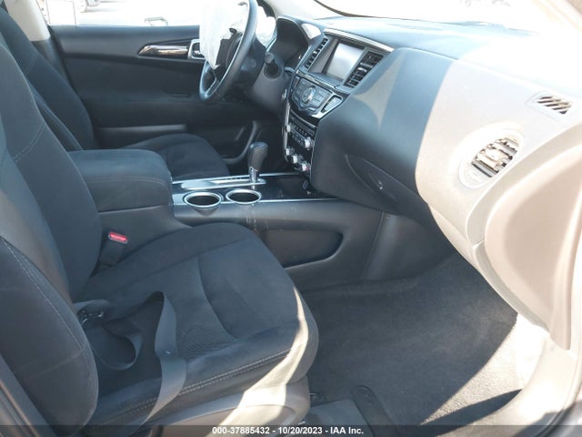 2016 NISSAN PATHFINDER SV VIN: 5N1AR2MN0GC633842