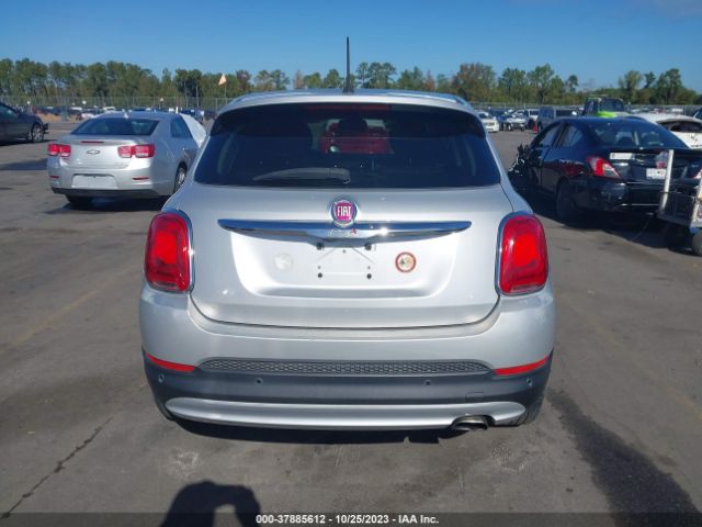 ZFBCFXDT2GP363767 Fiat 500x Lounge