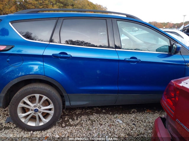 2018 FORD ESCAPE SE VIN: 1FMCU0GD3JUD23054