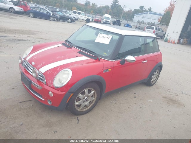 2006 MINI COOPER HARDTOP WMWRC33576TK65896 Photo 1