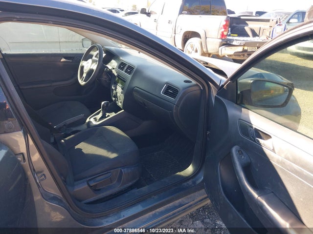 3VW2K7AJ2EM406172 Volkswagen Jetta Sedan S