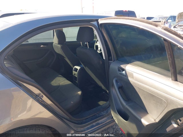3VW2K7AJ2EM406172 Volkswagen Jetta Sedan S