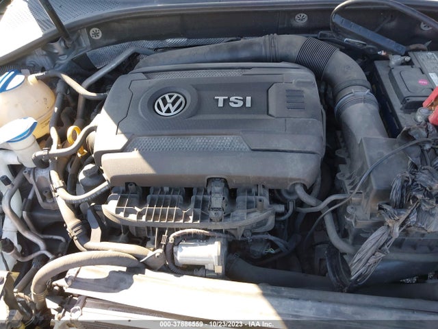 1VWAT7A35FC002716 Volkswagen Passat 1.8t Wolfsburg Ed
