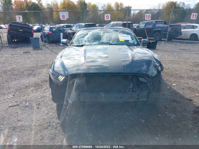 1FATP8EM1F5400718 Ford Mustang V6