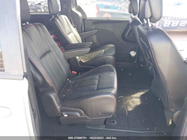 2C4RDGEG7KR663052 Dodge Grand Caravan Gt