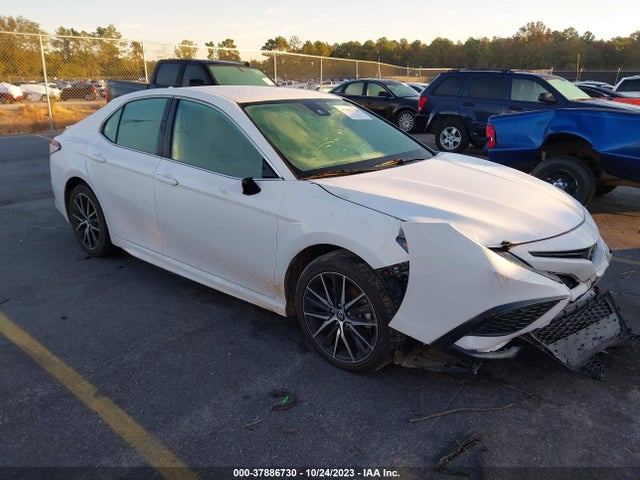 Toyota CAMRY SE 2021 4T1G11AK2MU585367 Image 1