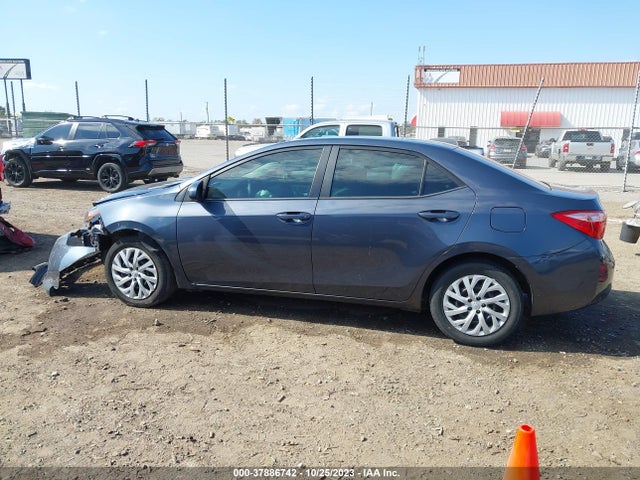 Toyota COROLLA LE 2018 5YFBURHE6JP759602 Image 15
