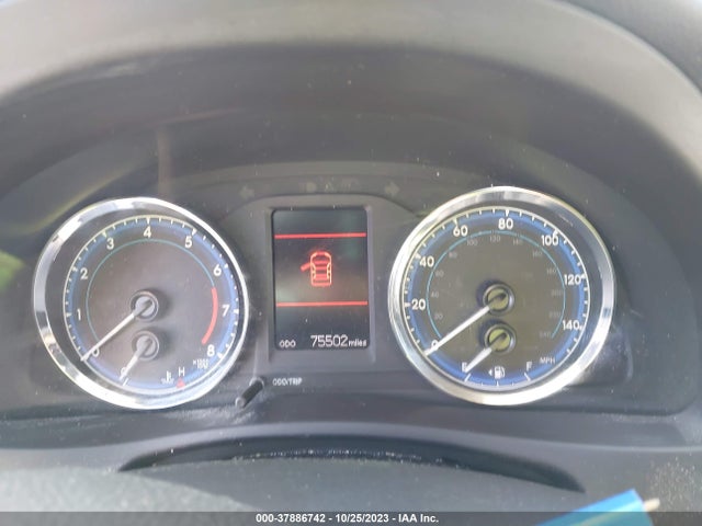 Toyota COROLLA LE 2018 5YFBURHE6JP759602 Image 7