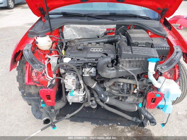 WA1JCCFS7JR004141 Audi Q3 Premium Plus