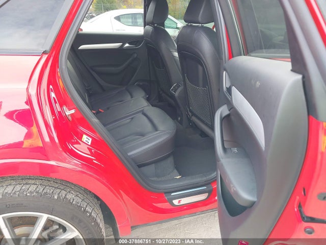 WA1JCCFS7JR004141 Audi Q3 Premium Plus