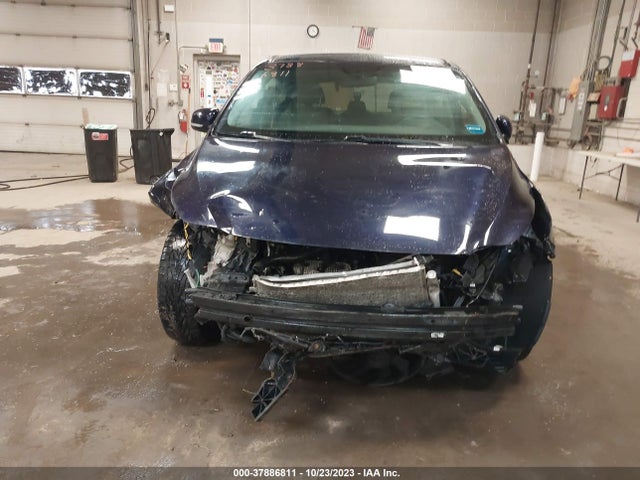 2018 KIA SEDONA LX VIN: KNDMB5C17J6380272