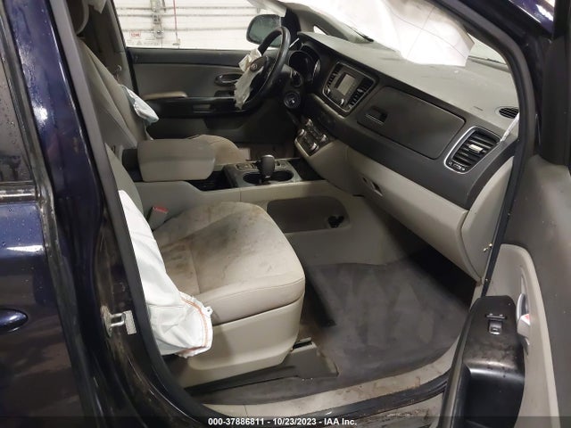 2018 KIA SEDONA LX VIN: KNDMB5C17J6380272