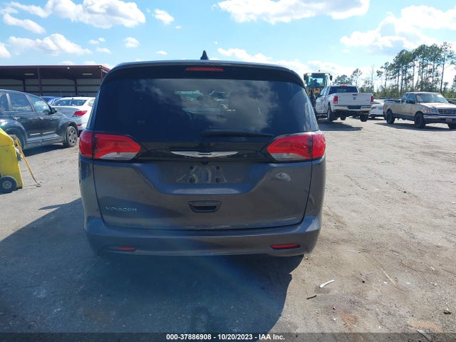 2C4RC1CG7NR229933 Chrysler Voyager Lx