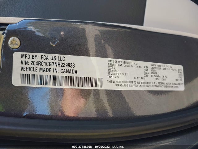 2C4RC1CG7NR229933 Chrysler Voyager Lx