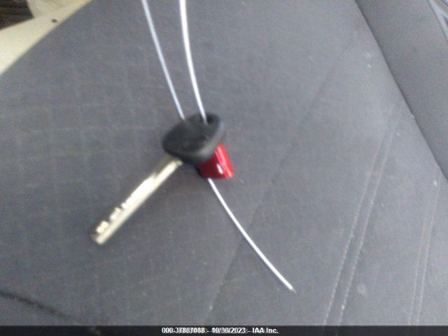 5XYPG4A3XKG579604 KIA SORENTO L