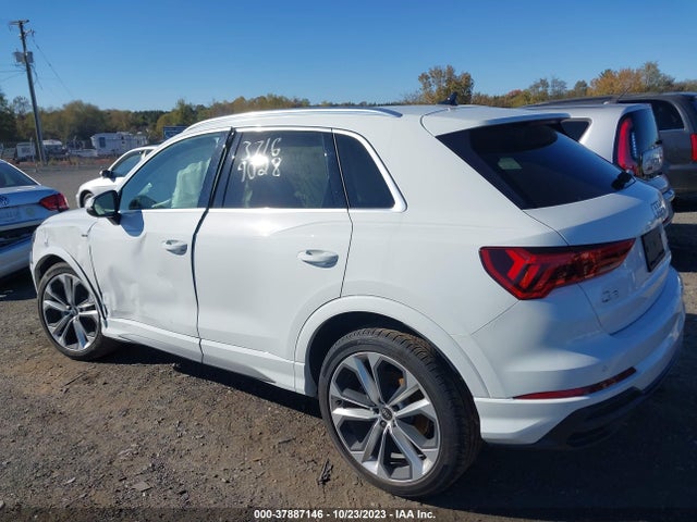 WA1EECF31M1058669 Audi Q3 S Line Premium Plus