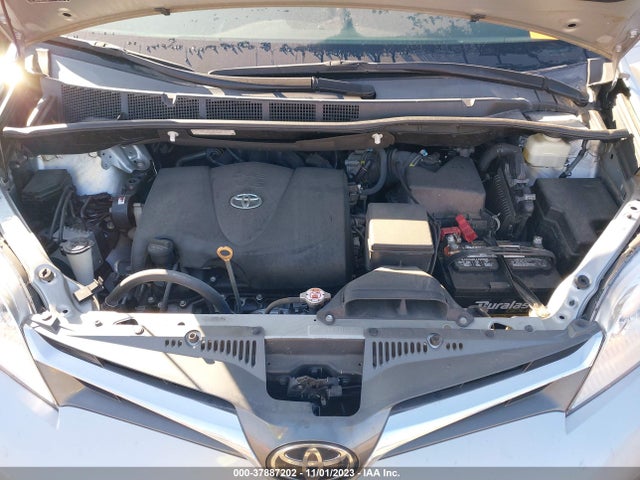 Toyota Sienna Xle Auto Access 2019 5TDYZ3DC9KS008404 Image 10