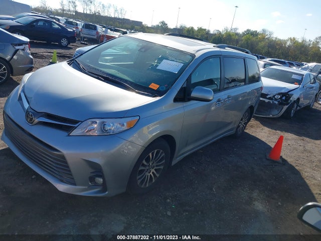 Toyota Sienna Xle Auto Access 2019 5TDYZ3DC9KS008404 Image 2