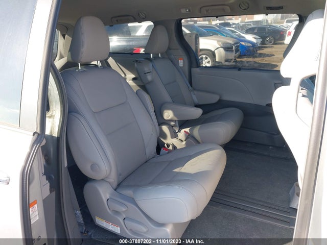 Toyota Sienna Xle Auto Access 2019 5TDYZ3DC9KS008404 Image 8