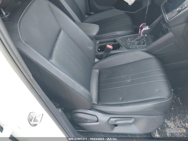 3VVCB7AX7NM115843 Volkswagen Tiguan Se R-line Black